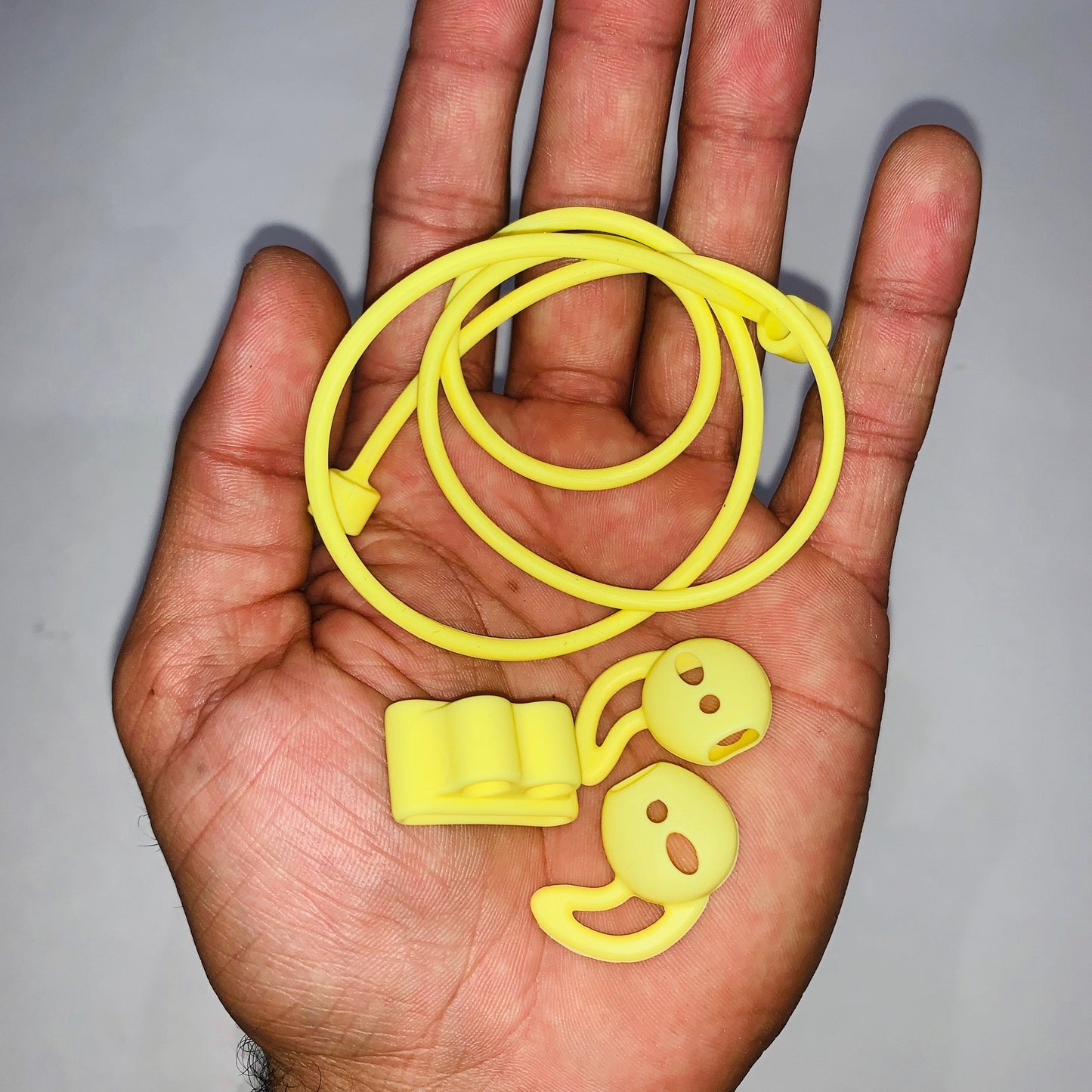 AirPods 1 & 2 Accessories 3 in 1 Anti Lost Gear