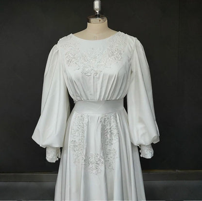 Boho Long Puff Sleeves Chiffon Round Neck Backless Appliqued Plus Size Wedding Dress