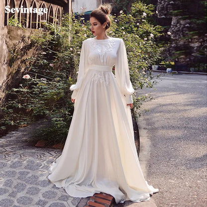 Boho Long Puff Sleeves Chiffon Round Neck Backless Appliqued Plus Size Wedding Dress