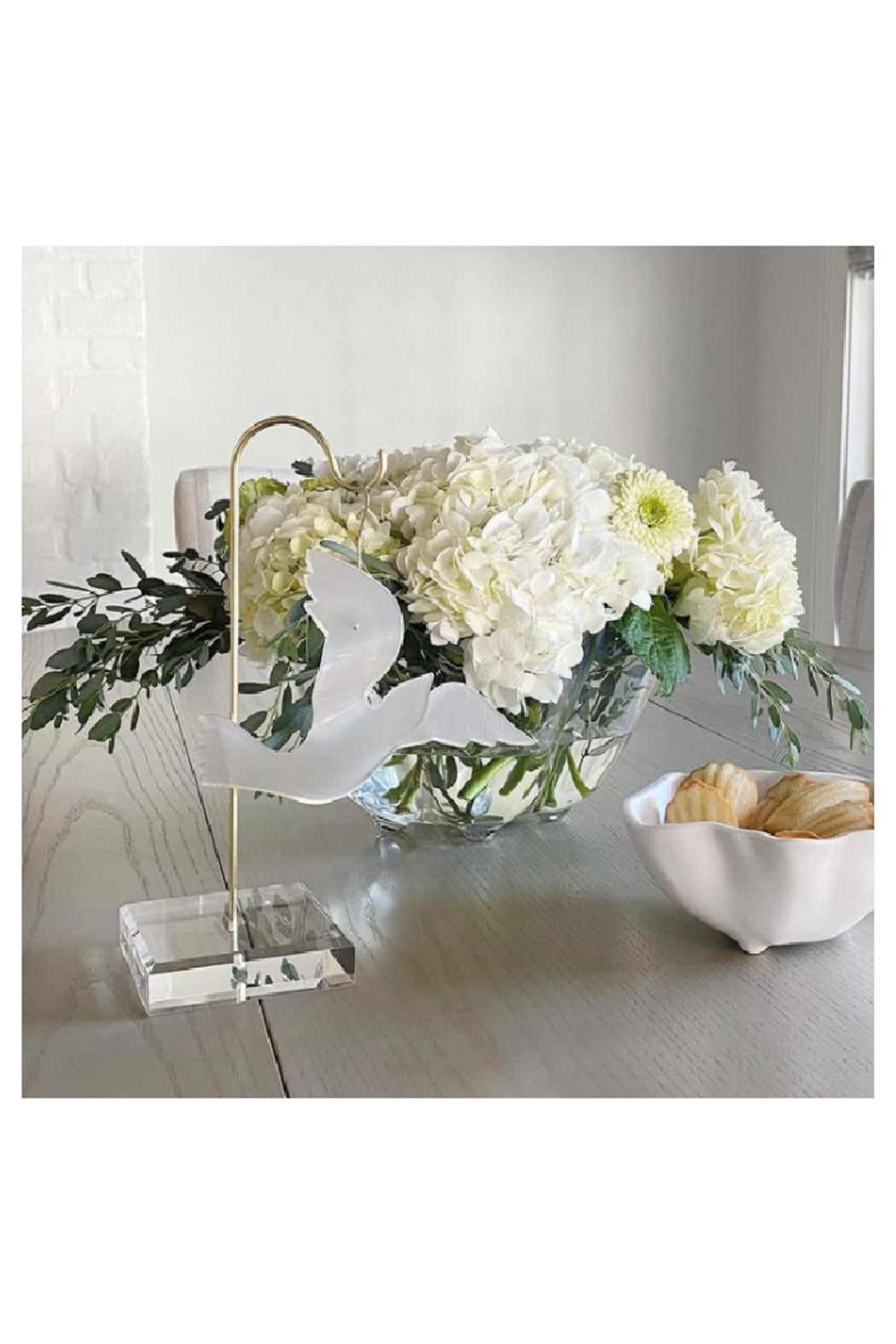 ACRYLIC DOVE ORNAMENT-MEDIUM