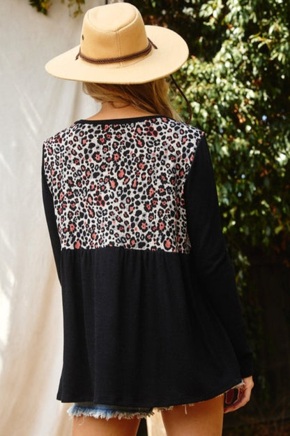 ANIMAL PRINT BUTTON DETAIL TOP