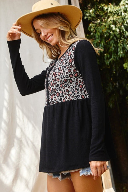 ANIMAL PRINT BUTTON DETAIL TOP
