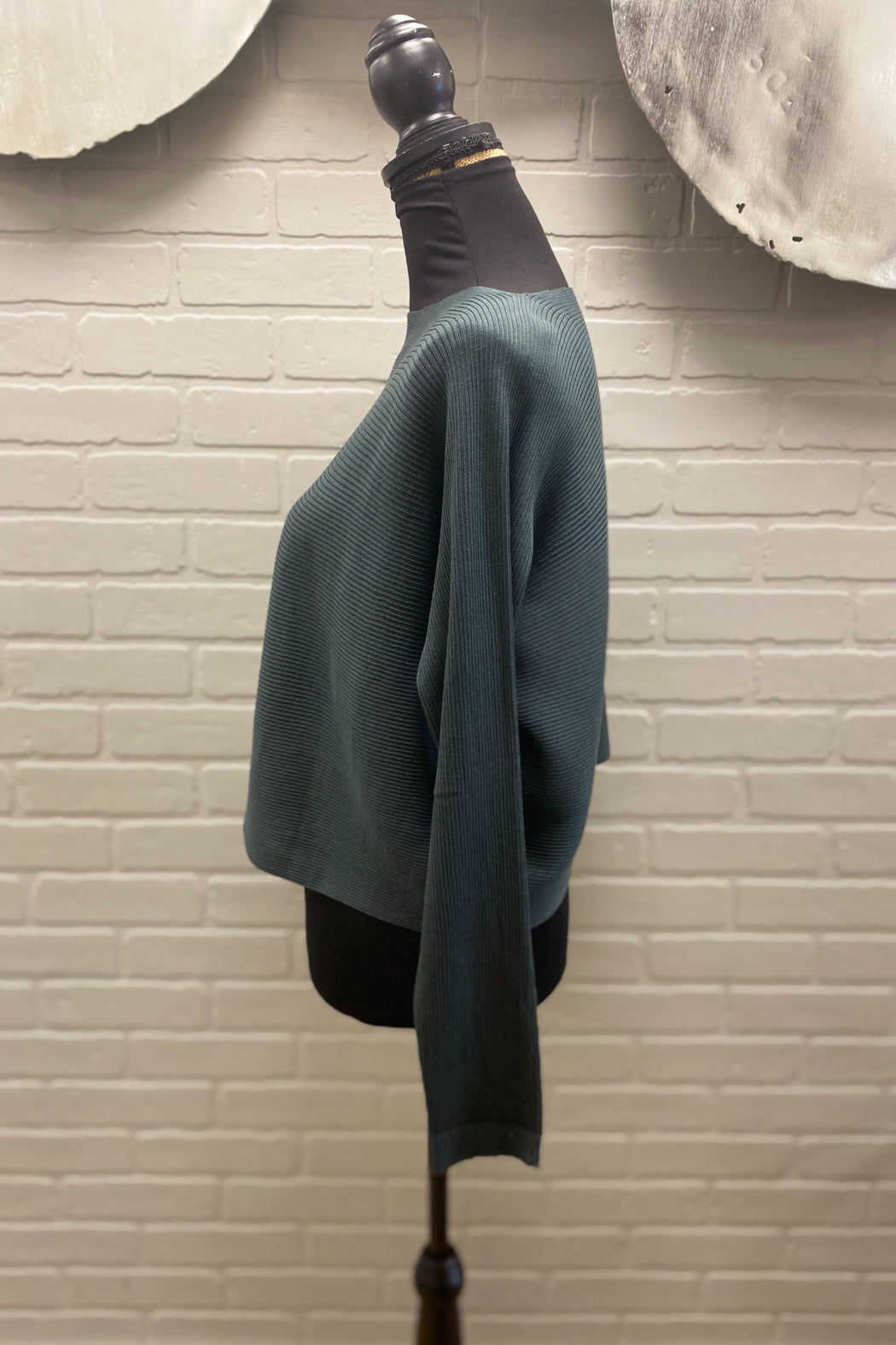 AW21-101