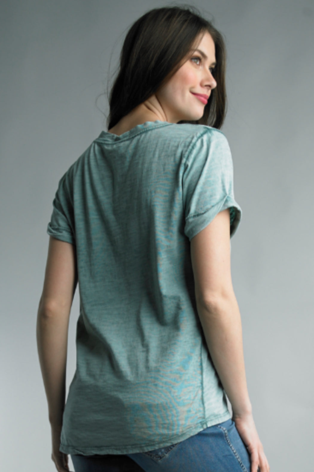 BASIC TEE