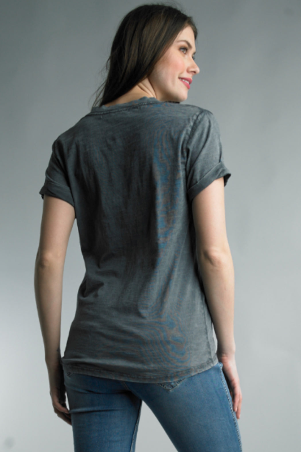 BASIC TEE