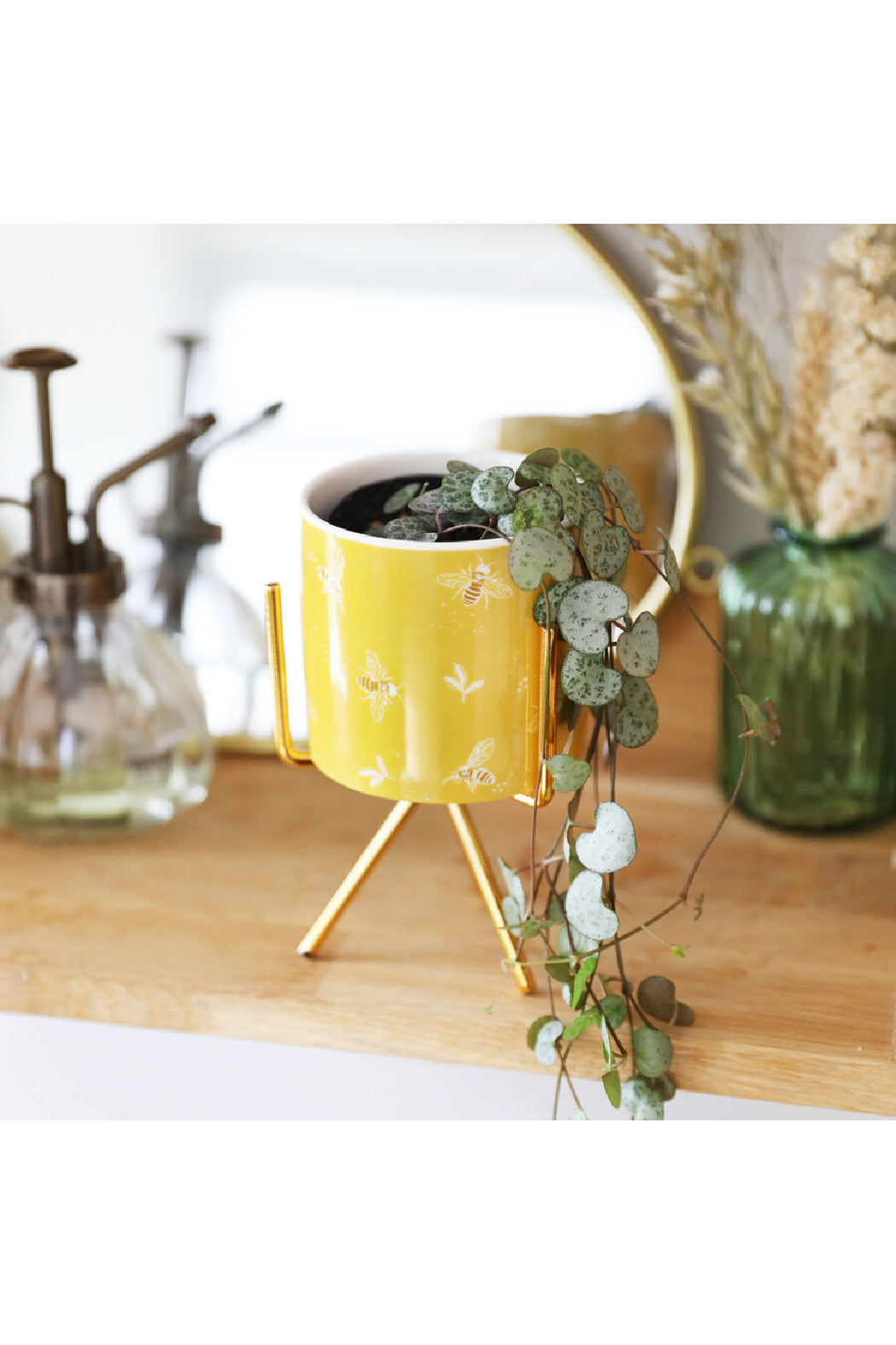 Bee Planter With Stand