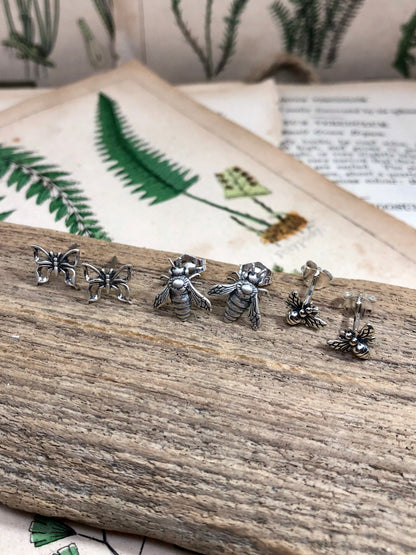 Small Bee Studs