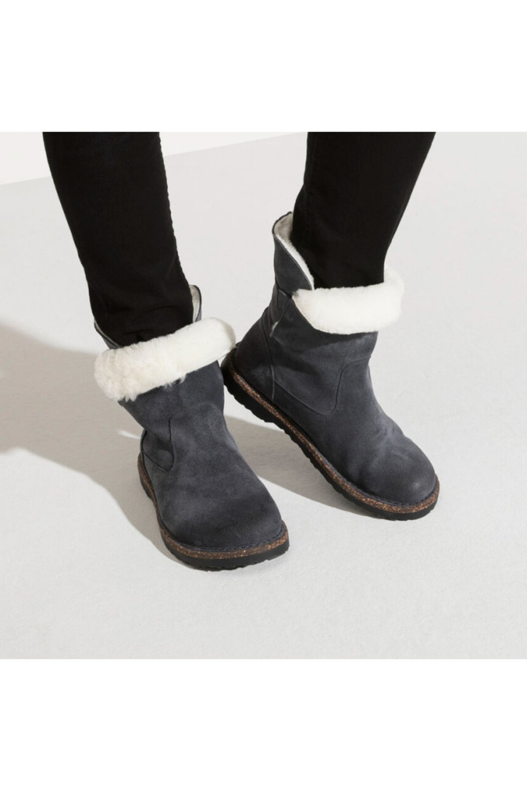 BIRKENSTOCK SUEDE UPSALA IN GRAPHITE SUEDE