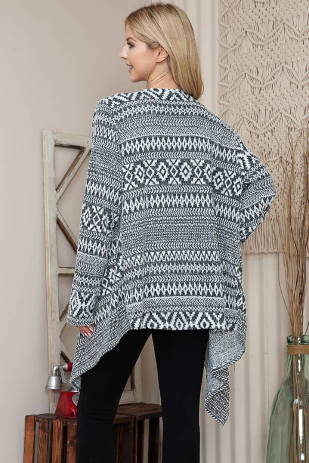 Black & White AZTEC PRINT OPEN CARDIGAN
