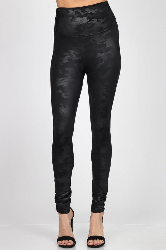 Camo print leatherette legging
