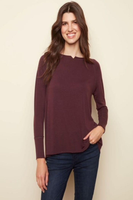 SPLIT NECK TEE