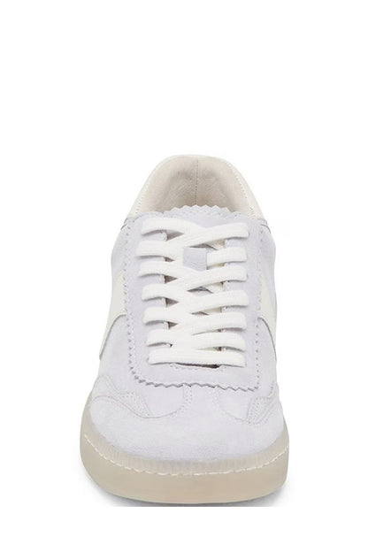 Notice Sneaker