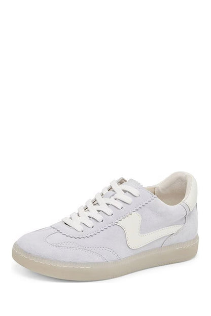 Notice Sneaker