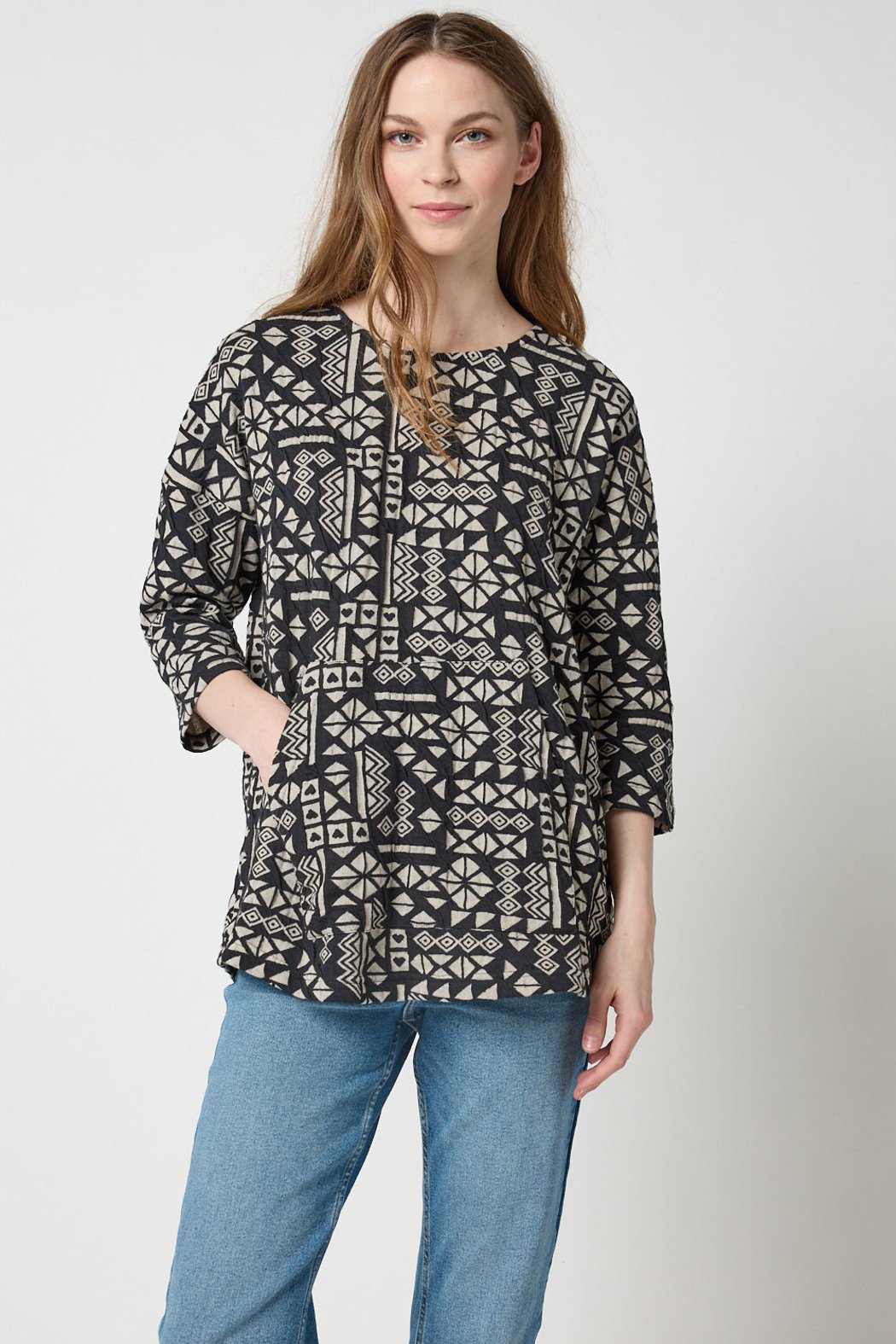 Black Heartful Top