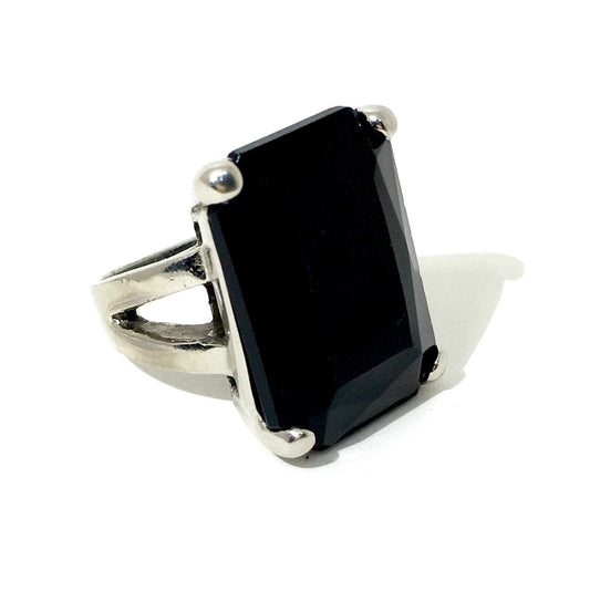 The Urban Charm Jet Black Crystal Silver Ring