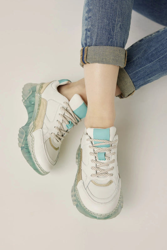 Sneaker with transparent sole