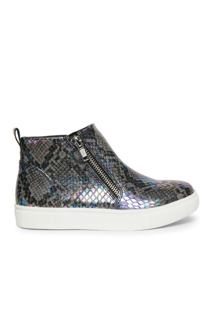 Steve Madden JReggie