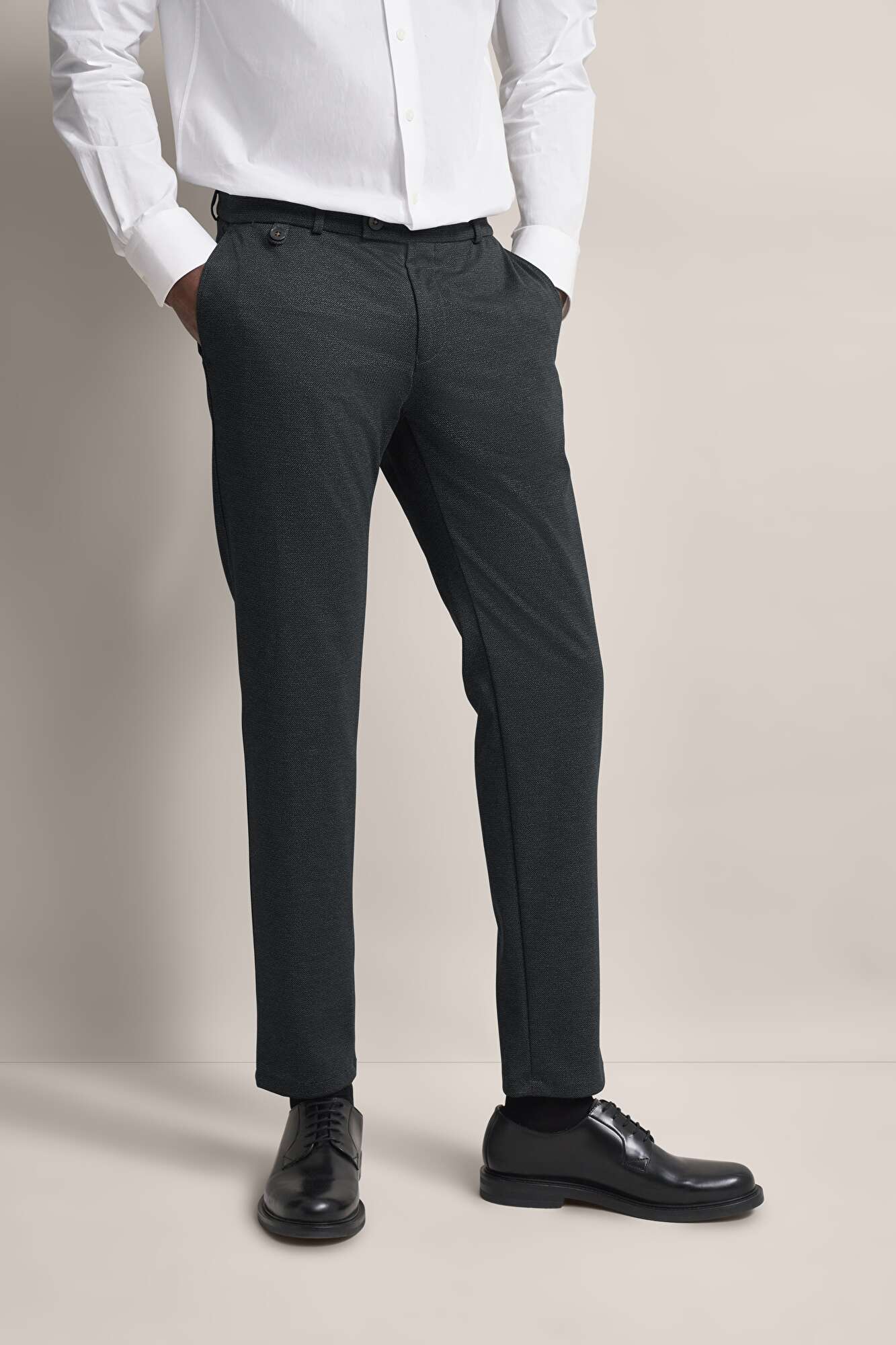 Bugatti Chinos with Modern cut in Dark Grey