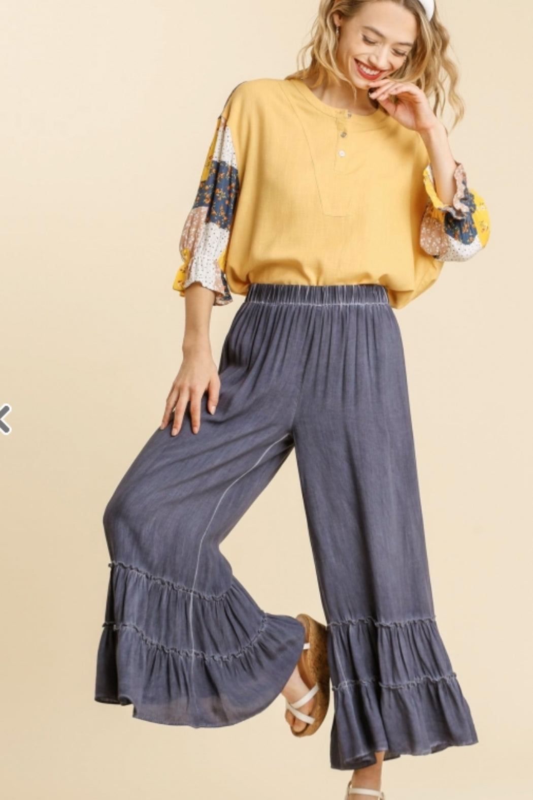 Tiered Ruffle Flowy Pant