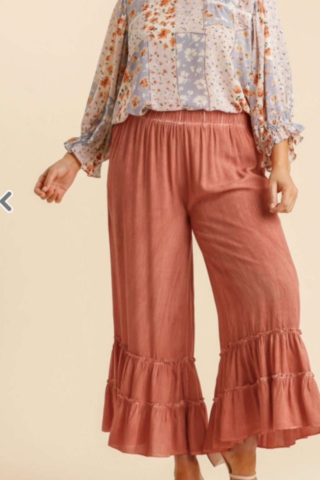 Tiered Ruffle Flowy Pant