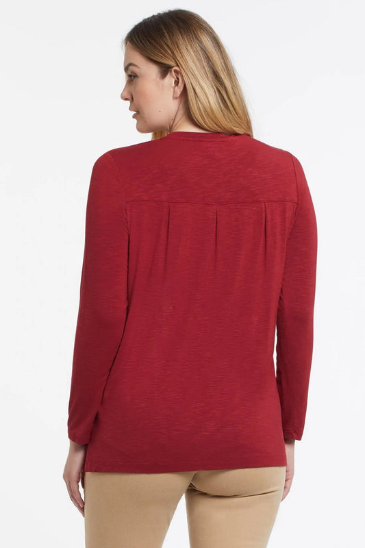 TOP WITH BACK PLEATS