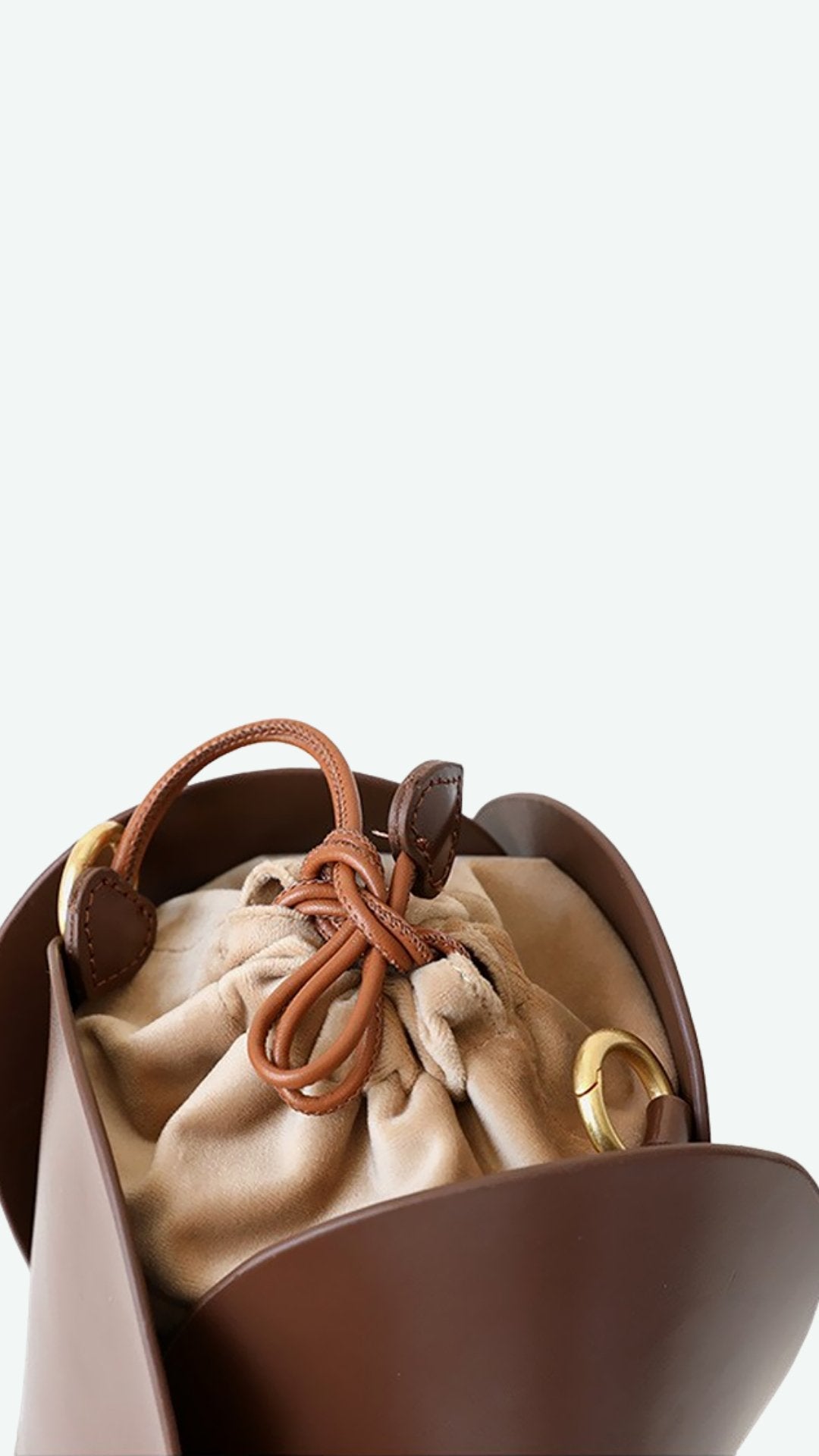 Tulip Leather Bucket