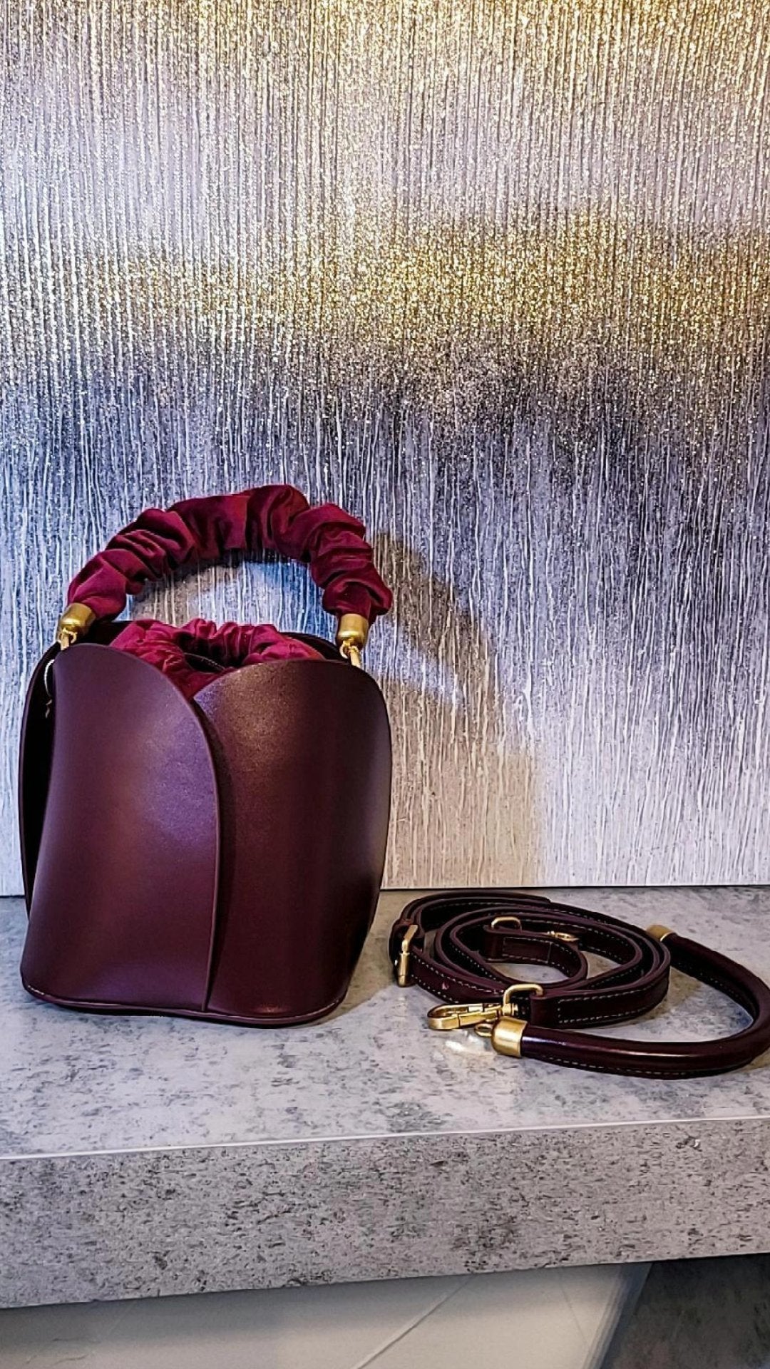 Tulip Leather Bucket