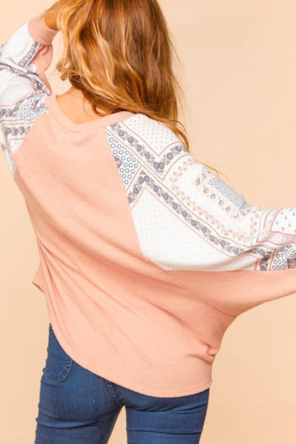V Neck Hacci Patchwork Sleeve Top