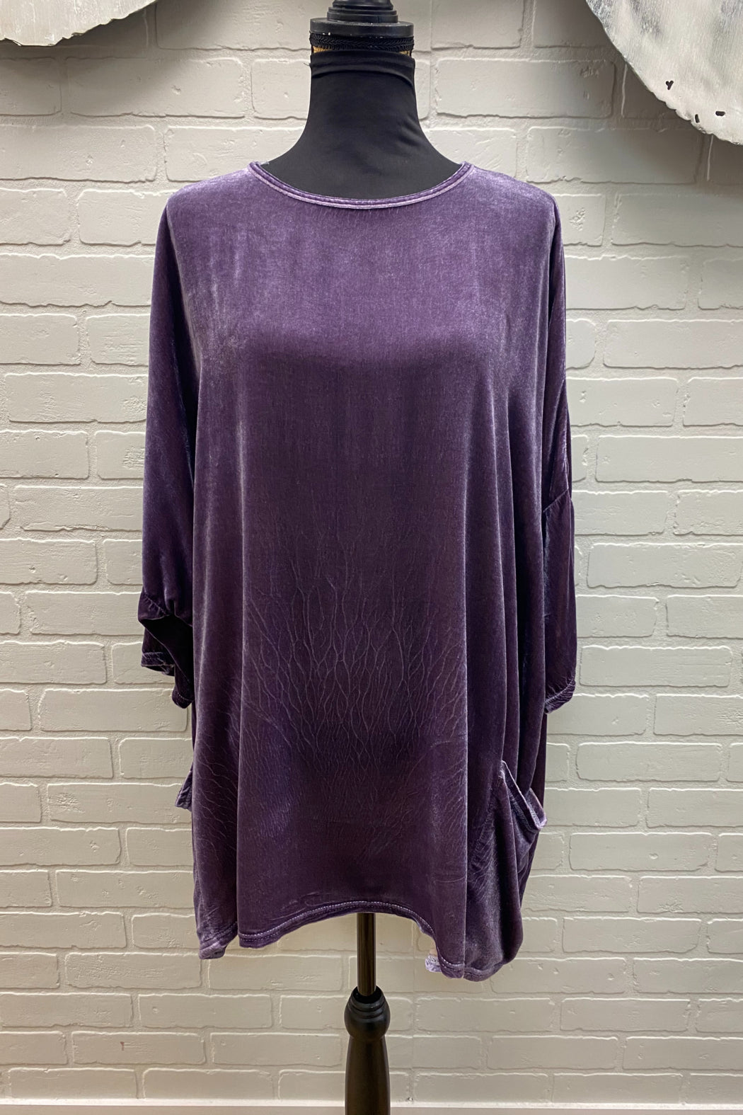 Velvet Pullover