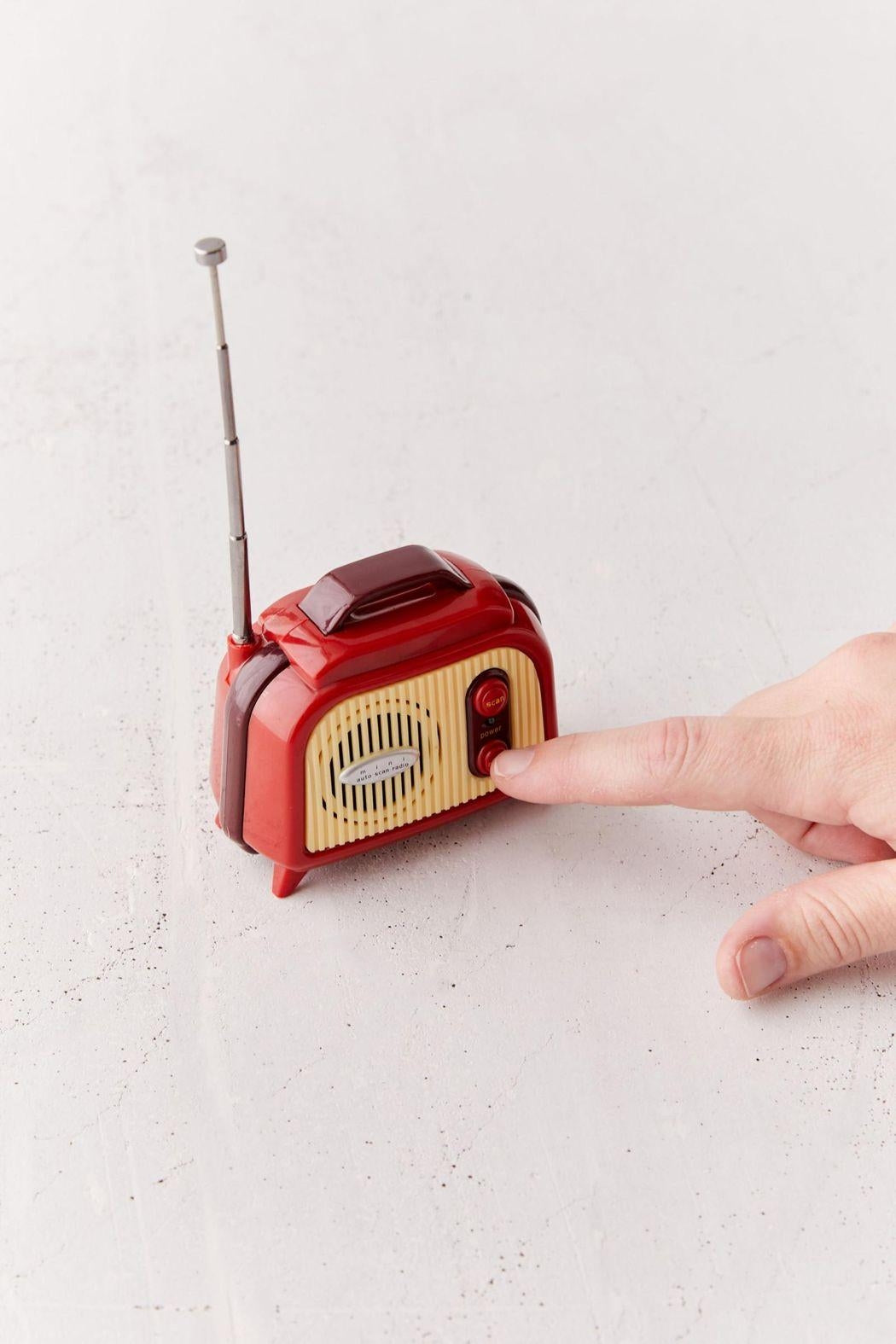 World's Smallest Retro Radio